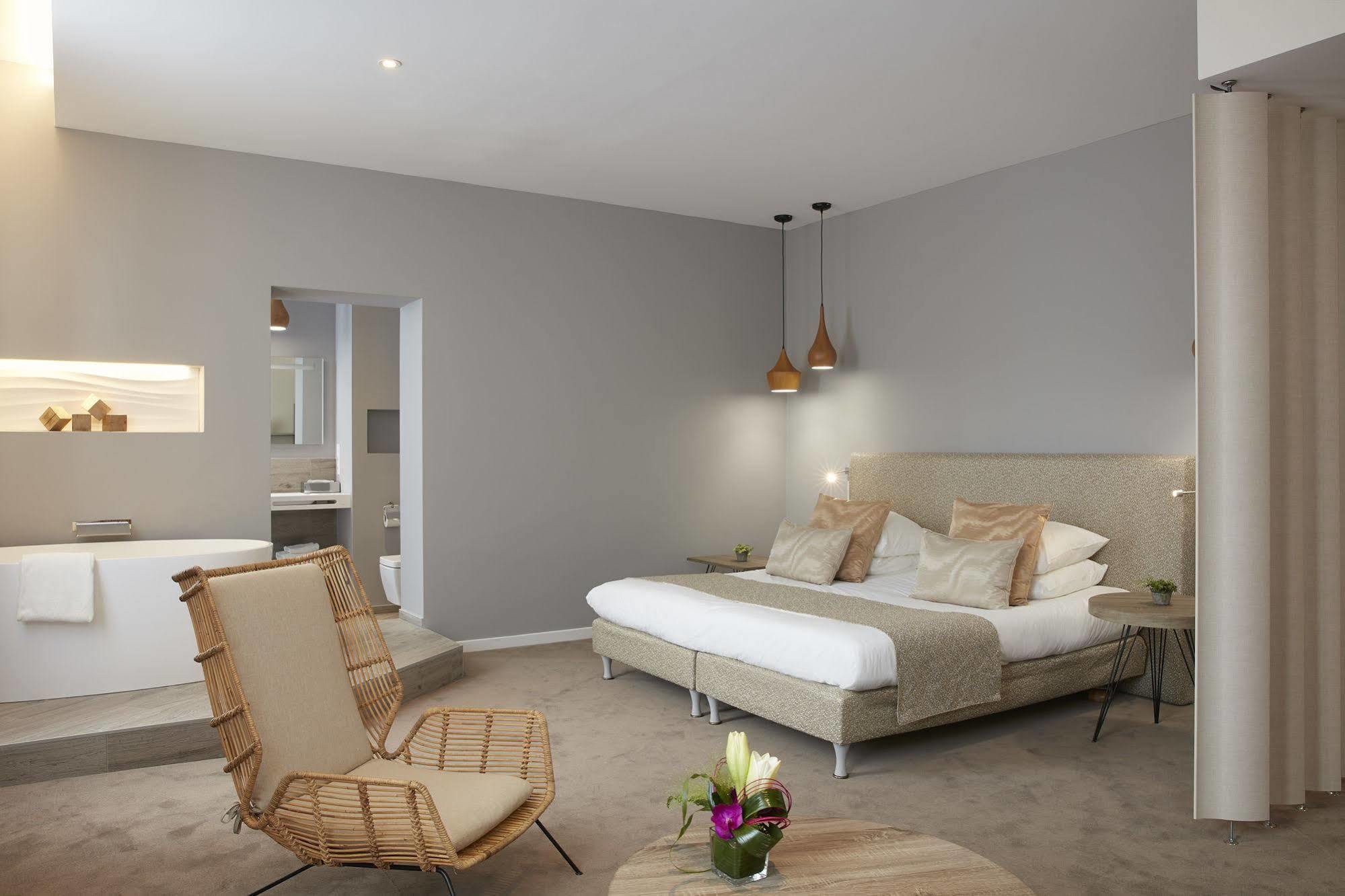 Logis Hotel - Restaurant Maison Claude Darroze Langon  Luaran gambar